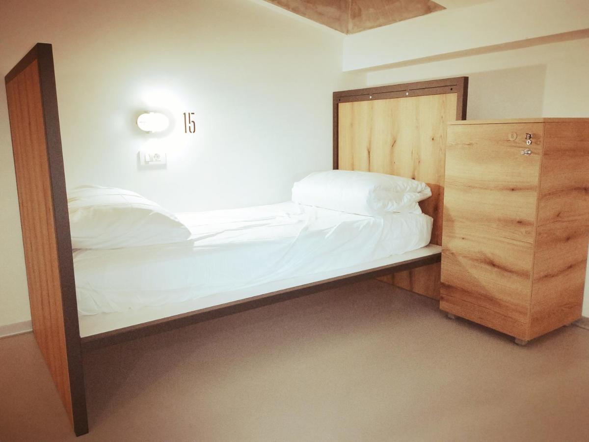 Garage Hostel Nova Gorica Dış mekan fotoğraf